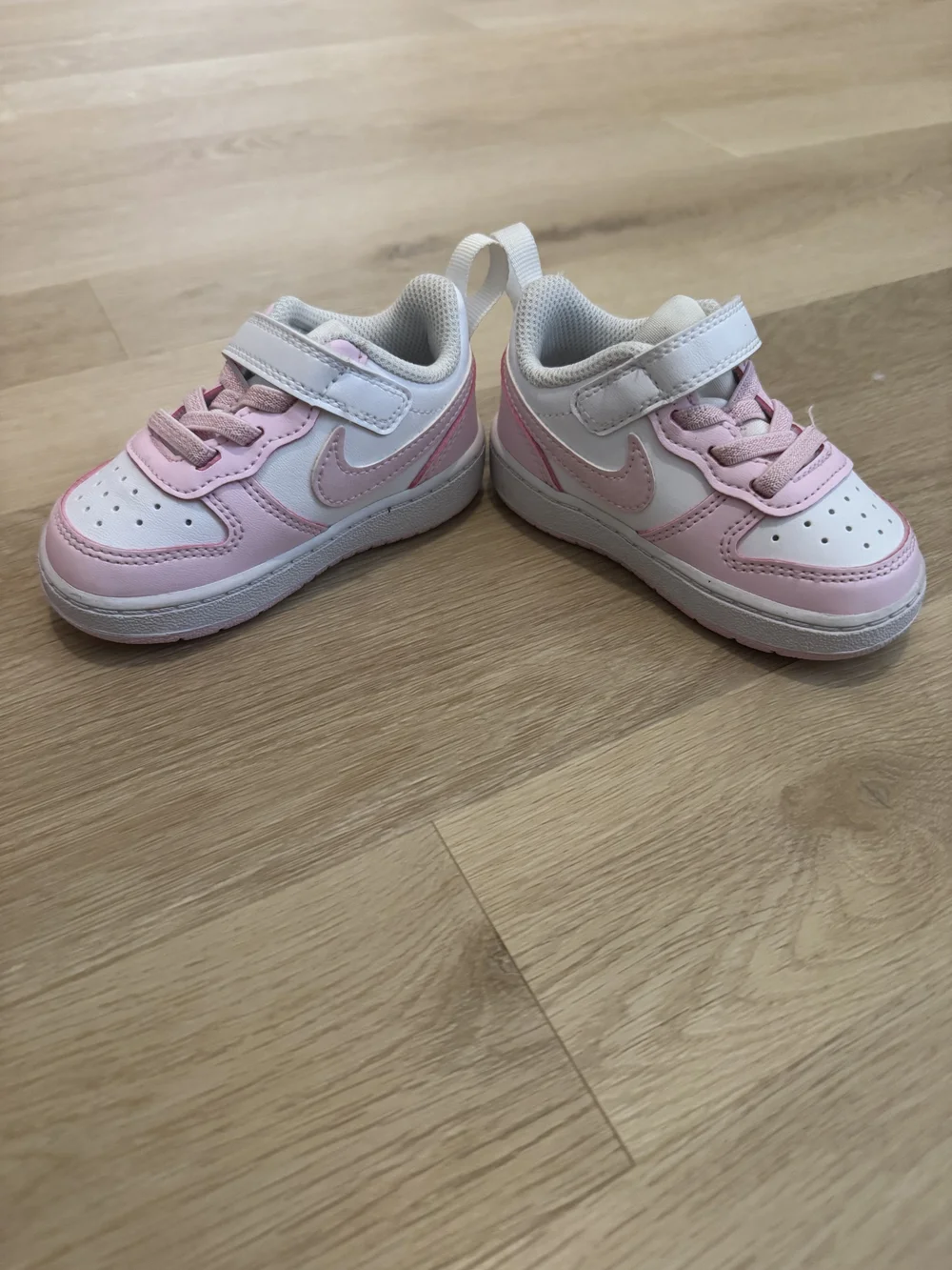 Nike Kids' Pink and White Low-Top Sneakers - Picture 1 of 6